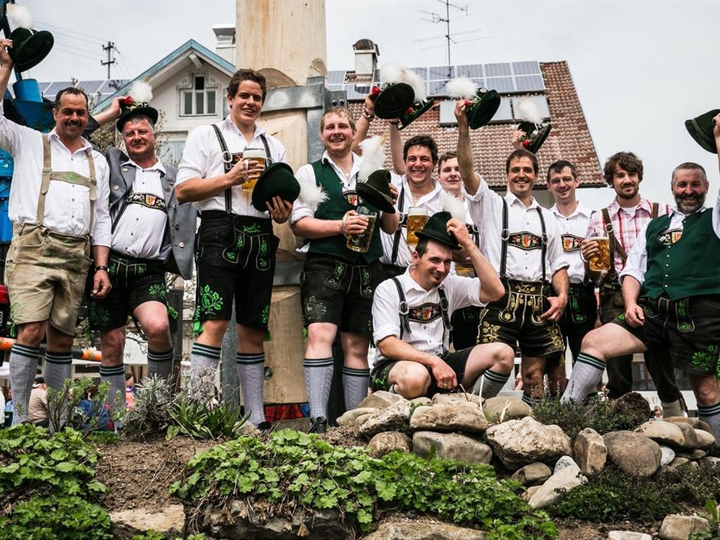 Gasthof Zum Hirsch Goerisried Экстерьер фото